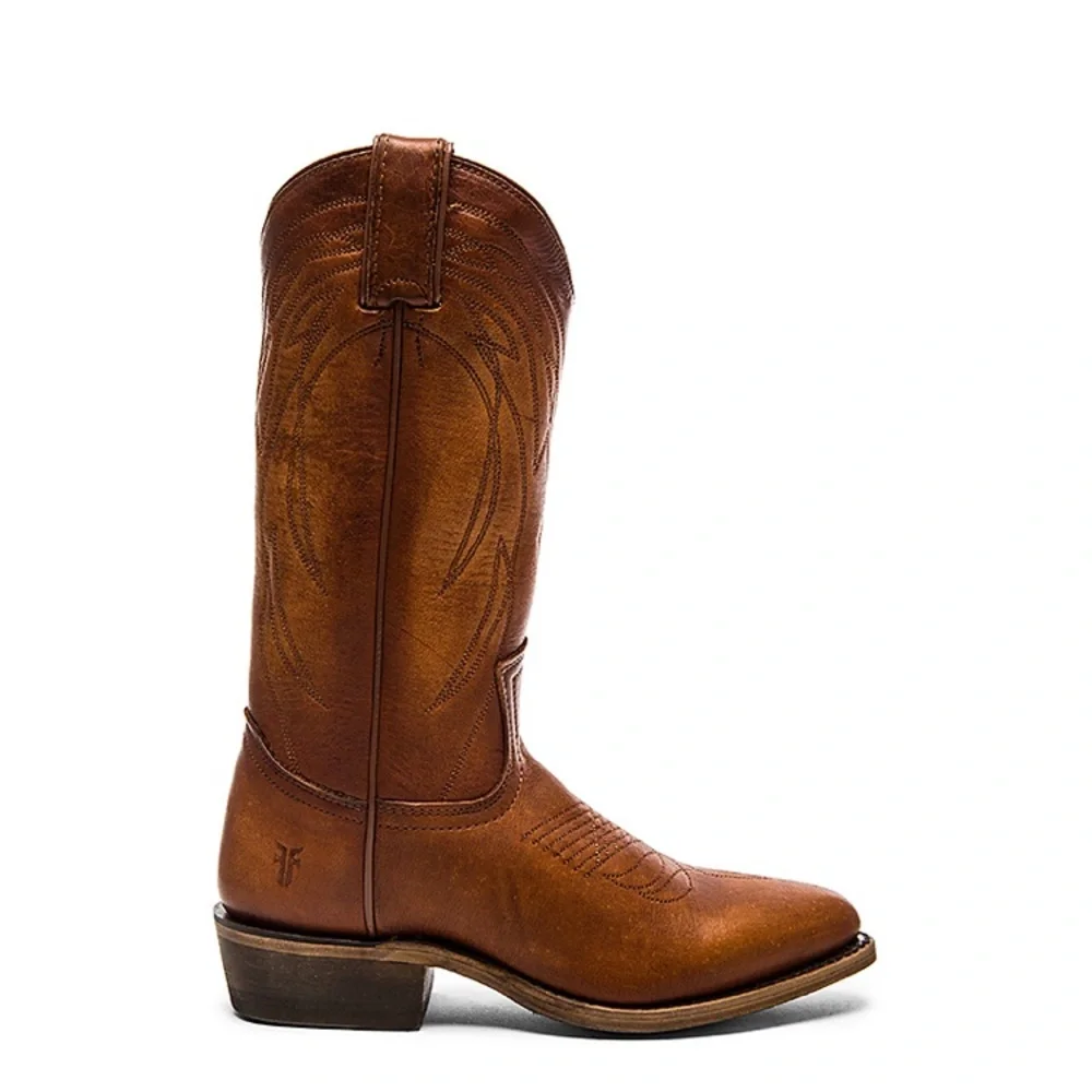 VINTAGE Frye Billy Pull On Distressed Brown Cognac Leather Cowboy Rodeo Boots